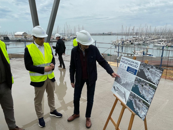 APERTURA INSTITUCIONAL DEL PARKING DEL PUERTO DE TORREVIEJA 9