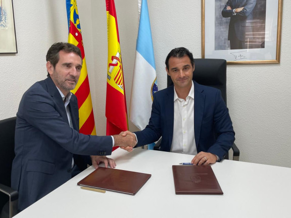 FIRMA CONVENIO ÀPUNT - HABANERAS 4